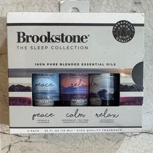 NIB Brookstone the sleep collection 100% pure blended essential oils 3 pack 10ml